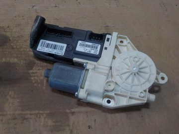 MOTOREK OKNO LEVÝ PŘEDNÍ LAGUNA III 807310003R