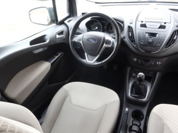 Ford Tourneo Courier I Mikrovan 1.6 TDCi 95KM 2014 Ford Tourneo Courier 1.6 TDCi, Salon Polska, zdjęcie 6