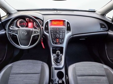 Opel Astra J Sedan 1.4 Turbo ECOTEC 140KM 2017 Opel Astra Salon PL 1.4T Zadbany Klimatyzacja 1.4 Benzyna 140KM, zdjęcie 9