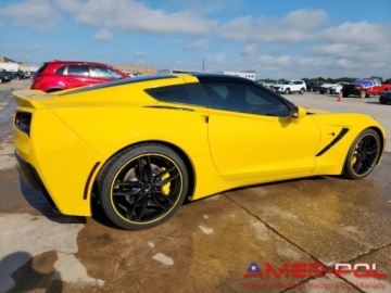 Chevrolet Corvette C7 2015 Chevrolet Corvette _C7_STINGRAY_Z51_2LT_6.2 L_455 km_2015r 6.2 Benzyna, zdjęcie 3