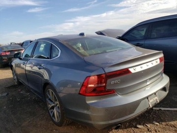 Volvo S90 II 2018 Volvo S90 2018, 2.0L, 4x4, T5 MOMENTUM, od ubezpieczalni 2.0 Benzyna 250KM, zdjęcie 2