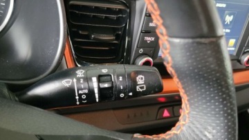 Kia Stonic I Crossover 1.0 T-GDI 120KM 2018 Kia Stonic STONIC 120KM Bi-Color Navi Niski przebieg MOZLIWA ZAMIANA 120KM, zdjęcie 12