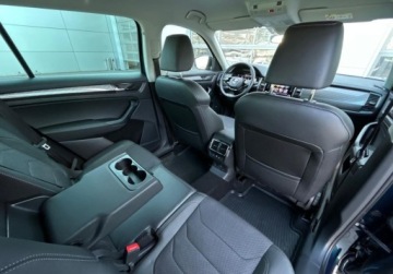 Skoda Kodiaq I SUV Facelifting 1.5 TSI 150KM 2023 Skoda Kodiaq Pakiet Comfort, ACC, CarPlay, GPS, Podgrzewane fotele, Kamera, zdjęcie 8