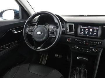 Kia Niro I Crossover 1.6 GDi Hybrid 141KM 2019 Kia Niro HEV półskóra navi kamera ACC LED, zdjęcie 15