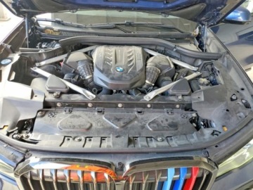 BMW X7 2022 BMW X7 2022 BMW X7 M50I 4.4 Benzyna 523KM, zdjęcie 12