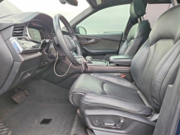 Audi Q8 2021 Audi Q8 2021 AUDI Q8 PRESTIGE S-LINE 3.0 Benzyna 335KM, zdjęcie 6