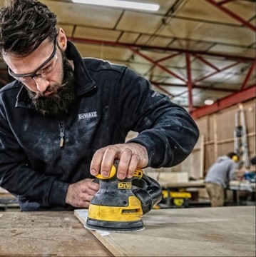 ЭКСЦЕНТРИЧЕСКАЯ ШЛИФОВАЛЬНАЯ МАШИНА DEWALT 125 ММ, 280 Вт ТОЧНОСТЬ, КОМФОРТ, ИННОВАЦИИ