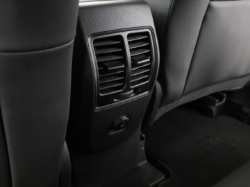 Ford Kuga II SUV Facelifting 1.5 EcoBoost 150KM 2017 Ford Kuga półskóra klima auto navi grzane, zdjęcie 35