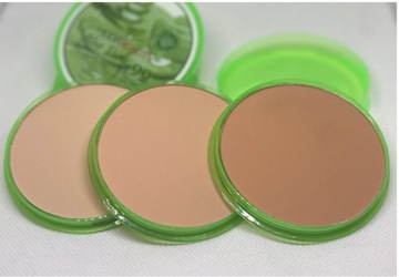 Aloe Vera Nawilżający puder ALOE VERA JASNY