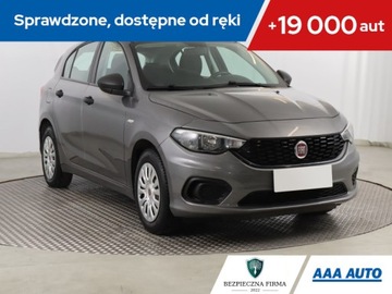 Fiat Tipo II Hatchback 1.4 95KM 2019 Fiat Tipo 1.4 16V, Salon Polska, GAZ, Klima