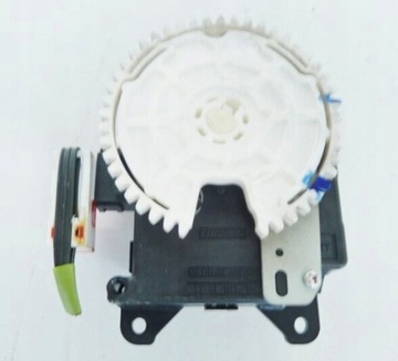 MOTOREK RADIÁTORU TOYOTA YARIS II 2006-2011 ROK JTD 063800-0172