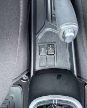 Toyota Yaris III Hatchback 5d Facelifting 1.0 VVT-i 69KM 2014 Toyota Yaris Toyota Yaris Benzyna 70KM, zdjęcie 18