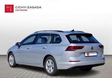 Volkswagen Golf VIII Variant 1.5 TSI 150KM 2022 Volkswagen Golf 1.5 Benzyna 150KM, zdjęcie 2