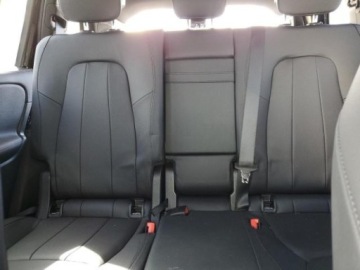 Mercedes GLB 2023 Mercedes-Benz GLB 2023, 2.0L, 4x4, od ubezpieczalni 2.0 Benzyna 221KM, zdjęcie 8