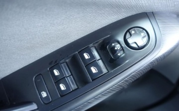 Citroen C4 Picasso II Picasso 1.6 BlueHDi 120KM 2015 Citroen C4 Picasso 1.6HDI 120KM Klimatronik Kamera K.Serwisowa Czysty Zadb, zdjęcie 29