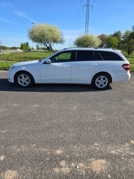 Mercedes Klasa E W212 Kombi 220 CDI BlueEFFICIENCY 170KM 2012 MERCEDES-BENZ KLASA E T-Model (S212) E 220 CDI / BlueTEC (212.202, 212.201)