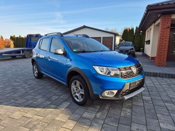 Dacia Sandero II Hatchback 5d Facelifting 0.9 TCe 90KM 2017 Dacia Sandero Stepway Zadbana Stepway Tylko 107.000km Benzyna 90KM, zdjęcie 1