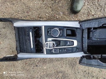 LOKETNÍ OPĚRKA KŮŽE NAKLÁDAČE BMW X5 F15 X6 F16