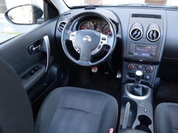 Nissan Qashqai I Crossover Facelifting  1.6 dCi 130KM 2012 Nissan Qashqai 1.6 dCi, Navi, Klima, Klimatronic, zdjęcie 6