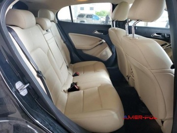 Mercedes GLA I 2018 Mercedes-Benz GLA 2018r, 2.0L, od ubezpieczalni 2.0 Benzyna 208KM, zdjęcie 9