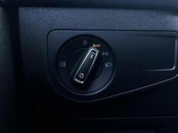 Volkswagen Tiguan II SUV 1.5 TSI EVO 150KM 2020 Volkswagen Tiguan |Digital Cockpit| Elektryczna kl, zdjęcie 19
