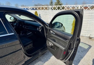 Alfa Romeo Stelvio SUV 2.0 Turbo 280KM 2018 Alfa Romeo Stelvio Alfa Romeo Stelvio 2.0 Turbo 16V AT8-Q4 Lusso 2.0 280KM, zdjęcie 35