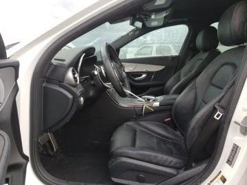 Mercedes Klasa C W205 2020 Mercedes-Benz Klasa C 300 4Matic 2020 2.0 Benzyna 255KM, zdjęcie 7