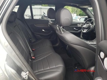 Mercedes CLC 2021 Mercedes-Benz CLC 2021 r.,2,0L 300 4MATIC 2.0 Benzyna 255KM, zdjęcie 10