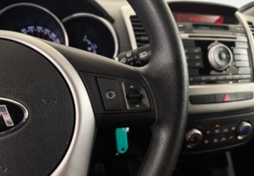 Kia Venga Mikrovan Facelifting 1.4 DOHC 90KM 2016 Kia Venga 1.4 90KM M5 2016 r., przebieg tylko 77tys.km 1.4 Benzyna 90KM, zdjęcie 6