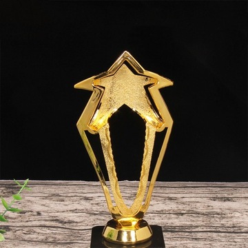 NAGRODA TROFEUM NAGRODA GRY TROFEUM WYSIŁKU TROFEUM ZŁOTEJ GWIAZDY TROFEUM