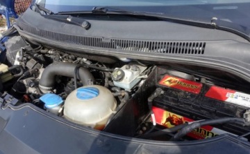 Volkswagen Caravelle T5 Caravelle Facelifting długi rozstaw osi 2.0 BiTDI 180KM 2012 Volkswagen Caravelle 2.0TDI 180KM DSG Automat Long 9 osobowy Zarejestrowan, zdjęcie 28