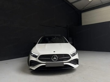 Mercedes Klasa A W177/V177 Hatchback Facelifting 2.0 200d 150KM 2025 MERCEDES-BENZ A Klasa 200 d AMG Line 2.0 (150KM) 2025, zdjęcie 2