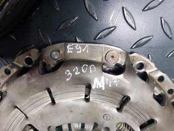 Комплект сцепления LUK двухмассовый нажимной диск BMW E90 318d 320d M47