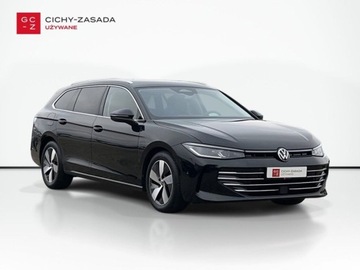 Volkswagen Passat B8 Variant Facelifting 2.0 TDI SCR 150KM 2024 Volkswagen Passat 2.0TDI 150KM Elegance DSG SerwisASO Acc Matrix Hak Navi, zdjęcie 6