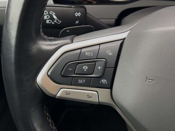 Volkswagen Passat B8 Variant Facelifting 2.0 TDI SCR 150KM 2022 Volkswagen Passat 2.0 TDI 150KM Business DSG SerwisASO Acc Led Nawi AppCon, zdjęcie 19