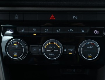 Volkswagen T-Roc I SUV 1.5 TSI ACT 150KM 2021 VW T-Roc 1.5 TSI, Salon Polska, Automat, Klima, zdjęcie 13