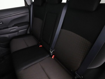 Mitsubishi ASX I SUV Facelifting 2015 1.6 117KM 2016 Mitsubishi ASX Diamant Edition lift grzane fotele, zdjęcie 16