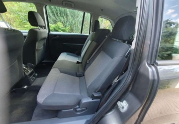 Opel Zafira B 1.6 Twinport ecoFLEX 115KM 2012 Opel Zafira Opel Zafira 1.6 Edition 1.6 Benzyna 115KM, zdjęcie 9