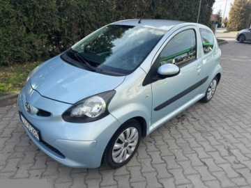 Toyota Aygo I Hatchback 3d 1.0 VVT-i 68KM 2007 Toyota Aygo City 1.0 benzyna 68KM 207r