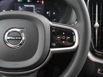 Volvo XC60 II 2023 Volvo XC 60 GD5J522#B5 B AWD Plus Dark Podgrz.f, zdjęcie 13