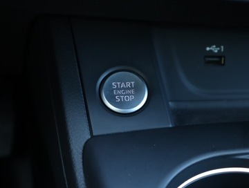 Audi A4 B9 Avant Facelifting 2.0 40 TDI 190KM 2020 Audi A4 40 TDI, 187 KM, Automat, Skóra, Navi, zdjęcie 18