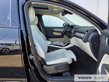 Volvo XC40 Crossover Facelifting 2.0 B3 163KM 2025 Volvo XC 40 FV23 Ultra Dark B3 163KM ACC BLIS 360, zdjęcie 14