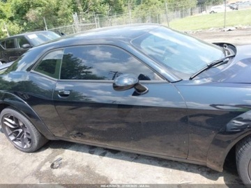 Dodge Challenger III 2021 Dodge Challenger RT Scat Pack Widebody 2021 6.4l 6.4 Benzyna 485KM, zdjęcie 6