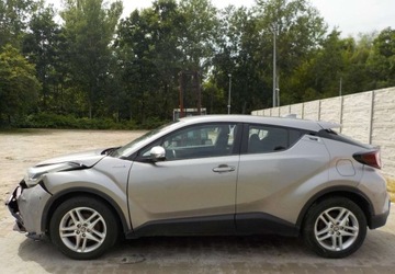 Toyota C-HR I Crossover Facelifting 1.8 Hybrid 122KM 2021 Toyota C-HR Okazja 1.8 Hybryda 122KM, zdjęcie 8