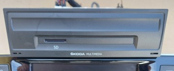 SKODA FABIA III РАДИО НАВИГАЦИОННЫЙ ЭКРАН ДИСПЛЕЯ NAVI SD-READER