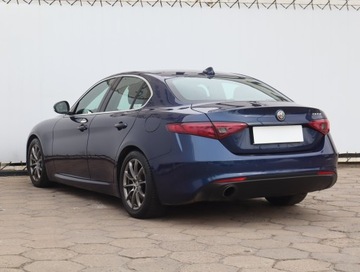 Alfa Romeo Giulia II Sedan 2.0 Turbo 200KM 2017 Alfa Romeo Giulia 2.0 Turbo, Salon Polska, zdjęcie 3