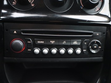 Citroen C3 II Hatchback facelifting 1.0 VTi 68KM 2014 Citroen C3 1.0 VTi, Klima, Tempomat, Parktronic, zdjęcie 11