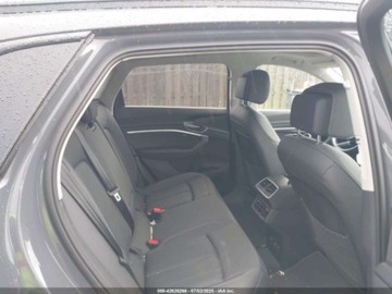 Audi Q8 2024 Audi Q8 E-Tron Premium Plus Quattro 2024 Elektryczny 402KM, zdjęcie 14