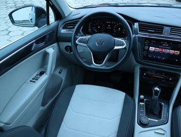 Volkswagen Tiguan II SUV Facelifting 2.0 TSI 190KM 2022 VW Tiguan 2.0 TSI, Salon Polska, 1. Właściciel, zdjęcie 6