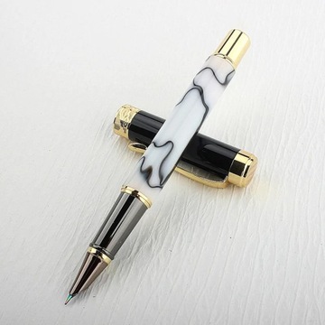 Эксклюзивная ручка из смолы Monte Mount 2055 - КРАСНЫЙ ЧЕРНЫЙ F - 0,5 мм